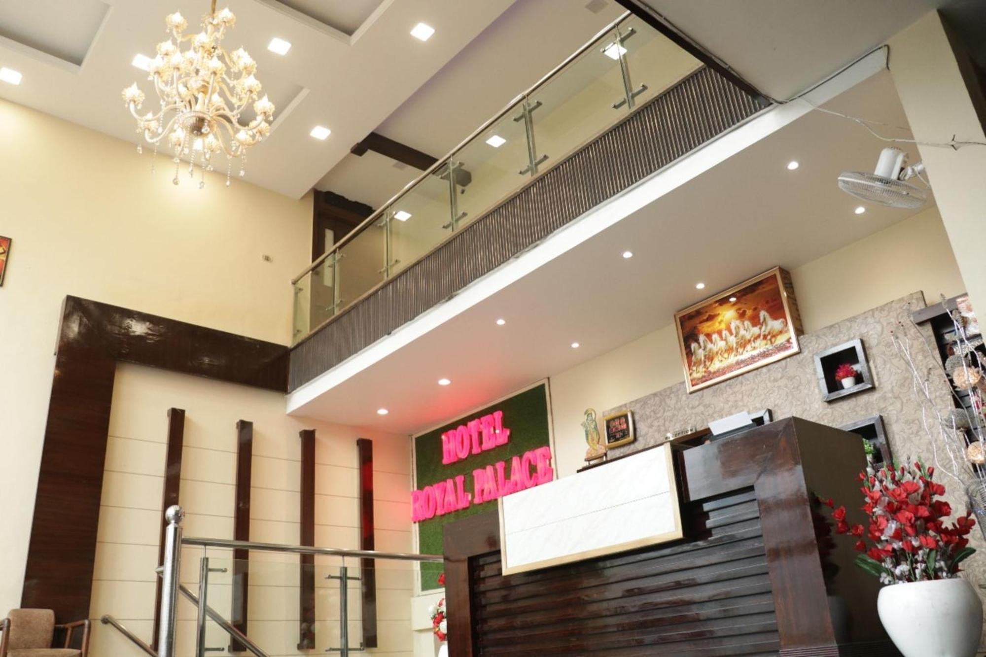Hotel Royal Palace Jalandhar Exterior photo